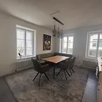 Zentrale Altbauwohnung